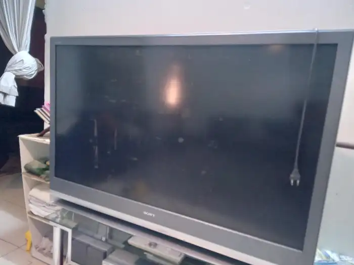 عندي تلفزيونات قديمه لاصحاب المتاحف ومحبي التراث القديم 1