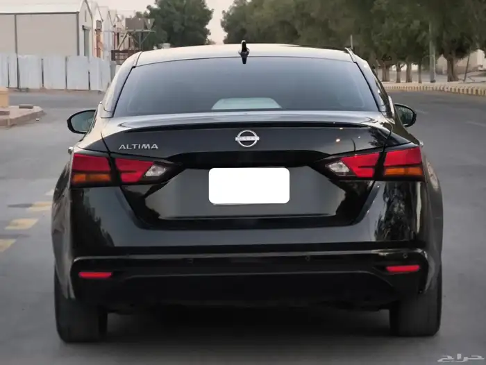 نيسان التيما استاندر موديل 2024 14