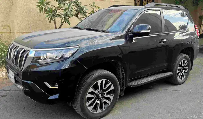 برادو ربع بابين 2023 اسود 1