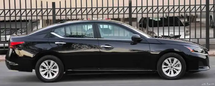 نيسان التيما استاندر موديل 2024 16