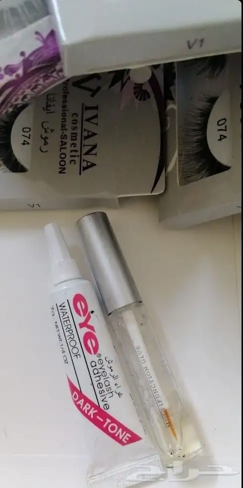 رموش Ivana شعر طبيعي مع صمغ الرموش للبيع 1