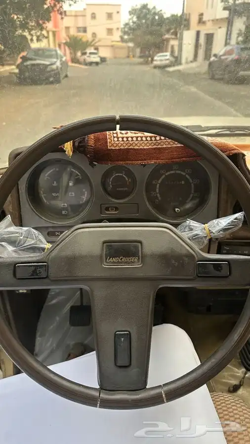 لاندكروزر سعودي 1983 2