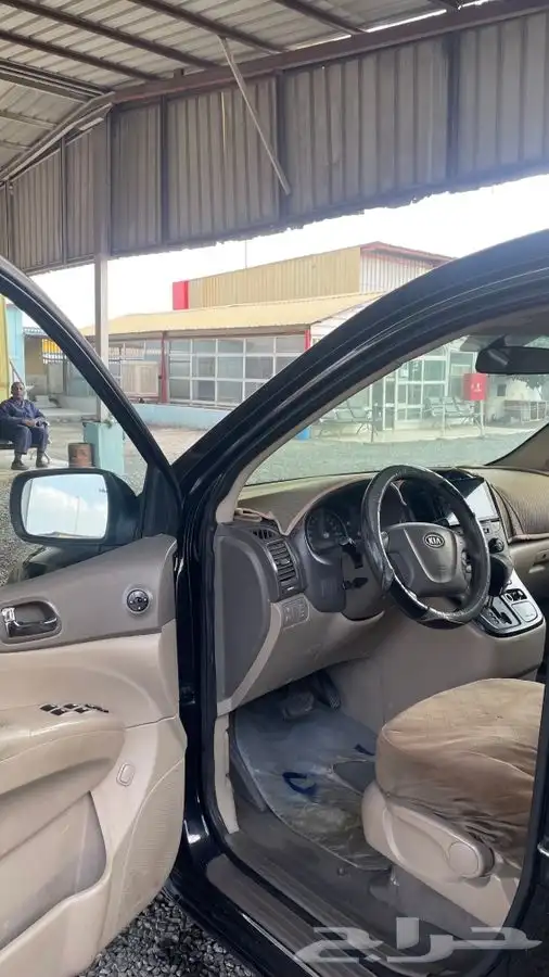 كيا كرنفال 4