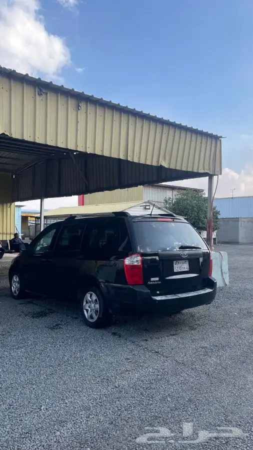 كيا كرنفال 3