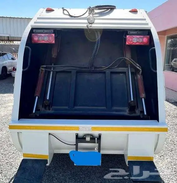 دينا -مكبس نفايات- J.M.C 4