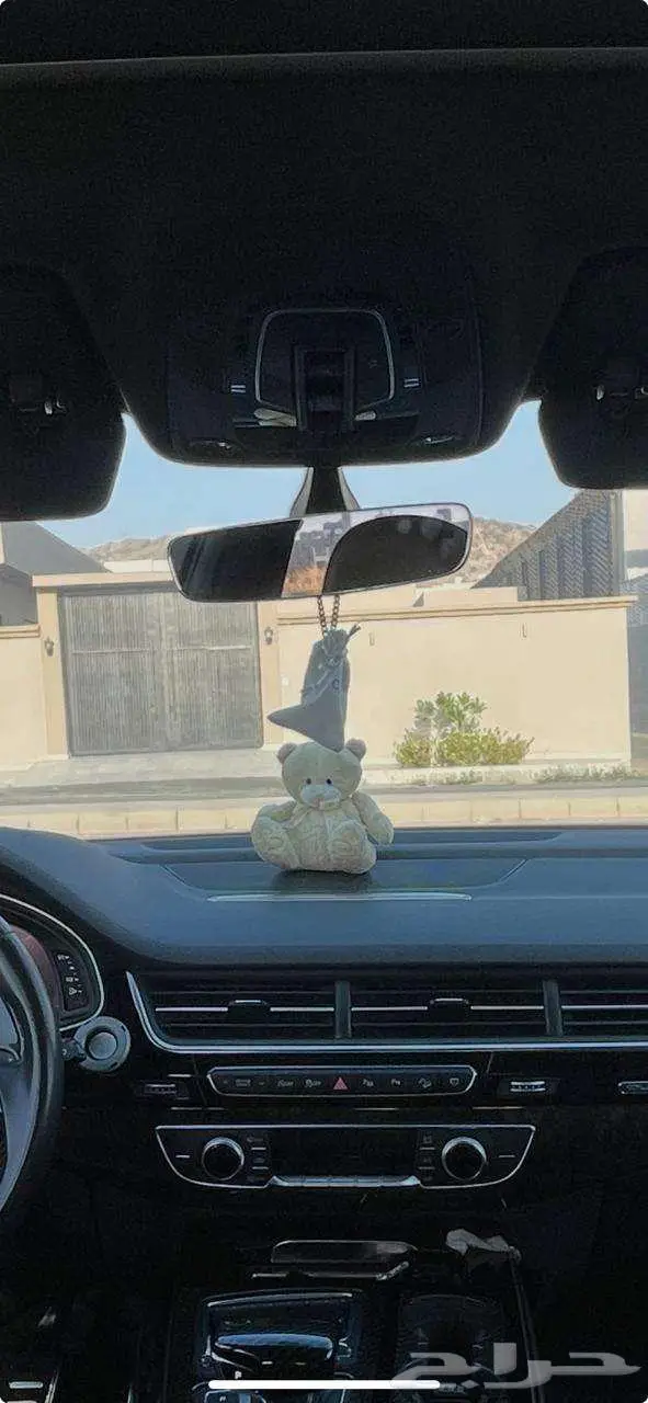 اودي كيو سفن الابواب شفط فل كامل علي صيانه الشركه موديل 2019 2