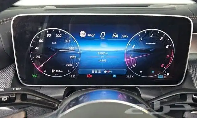 مرسيدس-بنز GLC300 2025 استيراد كوريا - معرض العصيمي 3