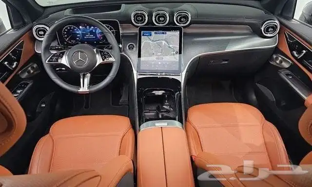 مرسيدس-بنز GLC300 2025 استيراد كوريا - معرض العصيمي 2