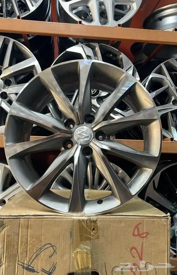 جنوط هونداي ازيرا موديل2015 مقاس18 اصلي وكاله 1