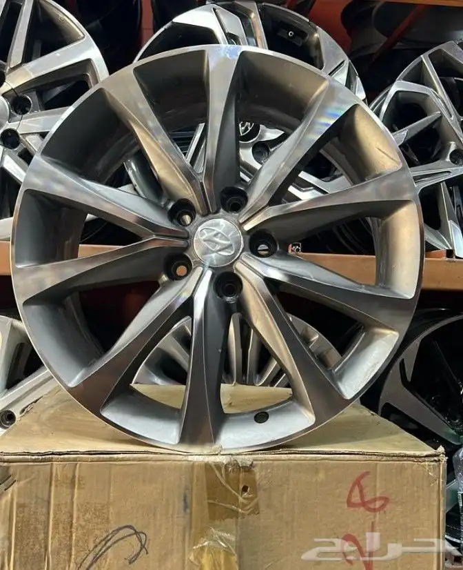 جنوط هونداي ازيرا موديل2015 مقاس18 اصلي وكاله 5