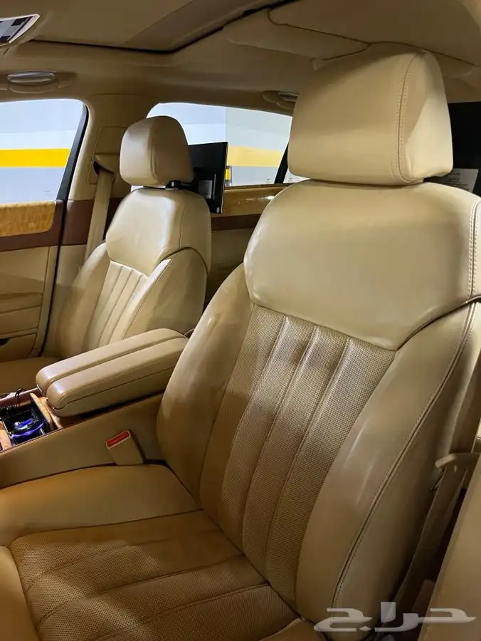 للبيع بنتلي 2006 مخزن 12