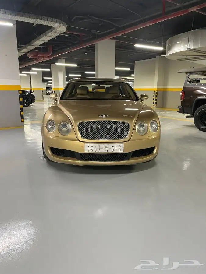 للبيع بنتلي 2006 مخزن 1