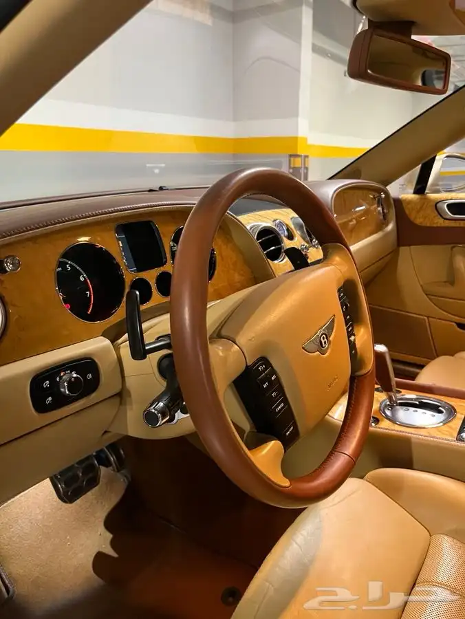 للبيع بنتلي 2006 مخزن 17