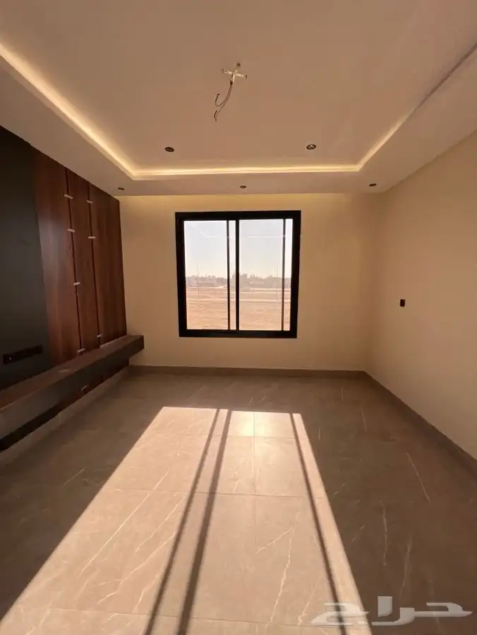 فيلا روف علوية للبيع حي الفلاح 580 2