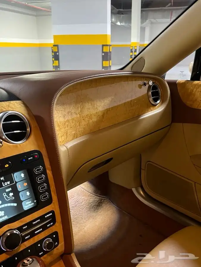 للبيع بنتلي 2006 مخزن 14