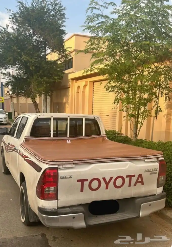 طربال هايلوكس 16 0