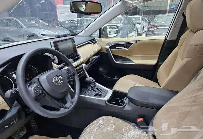 تويوتا راف فور موديل 2025 XLE بنظام الإيجار المنتهي بالتمليك 15