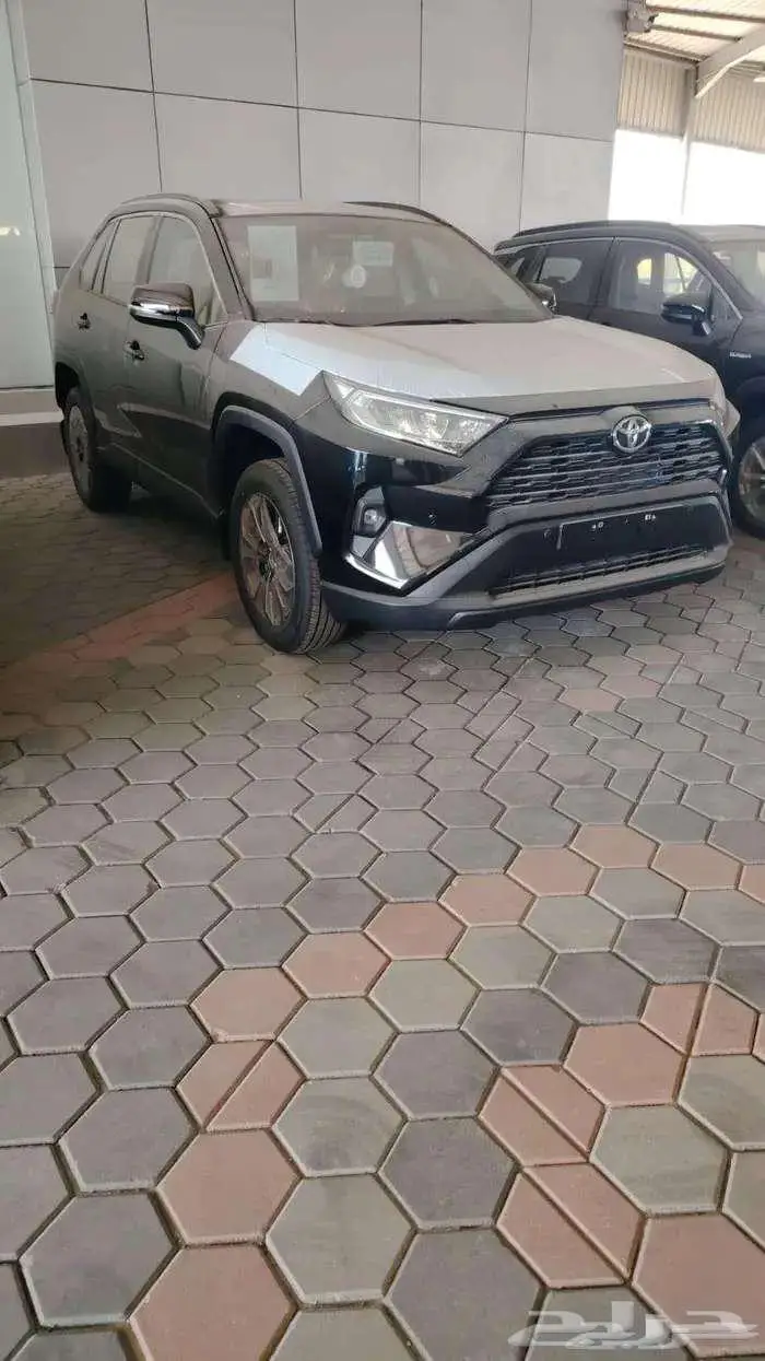 تويوتا راف فور XLE 2025 قير اوتماتيك بنزين براتب 3600 1