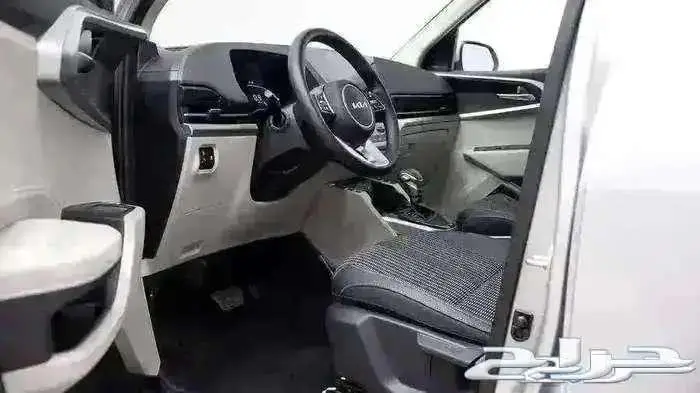 كيا -كارينز 3