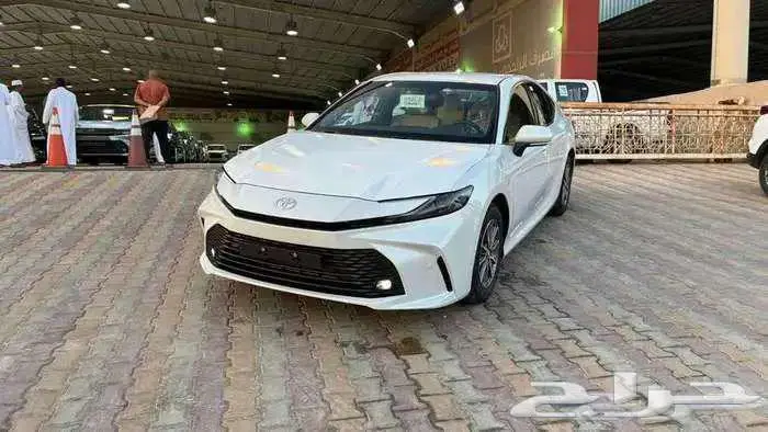 تويوتا كامري E 2025 بنزين استاندر 0