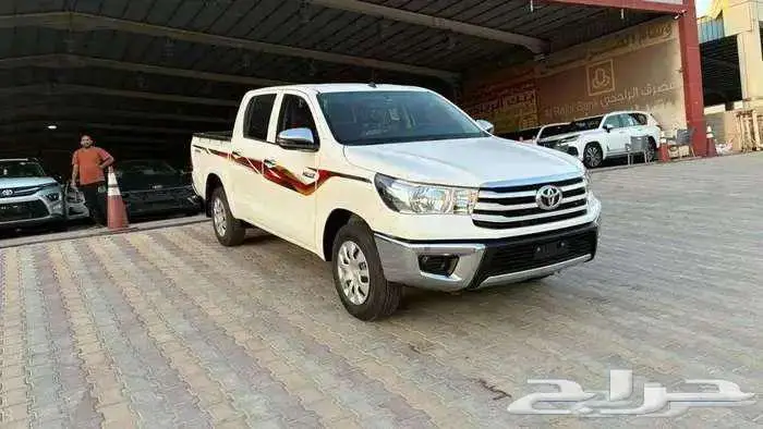 هايلوكس غمارتين 2025 بنزين قير أتوماتيك بريمي 1