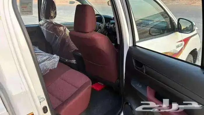 هايلوكس غمارتين 2025 بنزين قير أتوماتيك بريمي 12