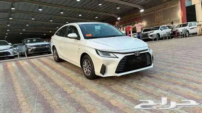 تويوتا ياريس 2026 y استاندر 2