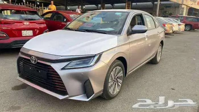 تويوتا يارس ستاندر Y موديل 2026 بأفضل العروض 5