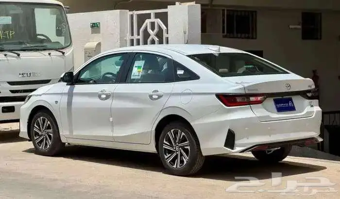 تويوتا يارس 2026 Y ستاندر جديد بالنقد والتقسيط 2