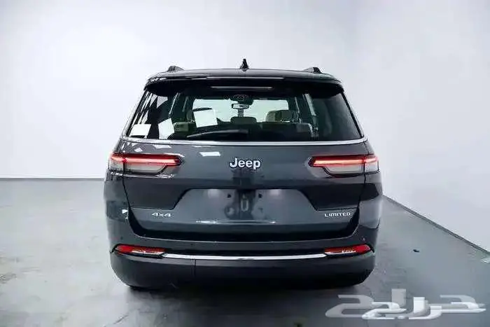 جيب شيروكي ليميتد 3.6 2023 1