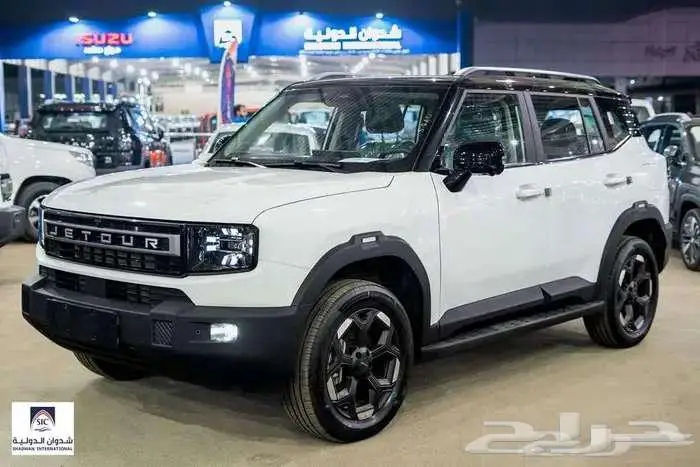 جيتور T1 لاكجري 2025 10