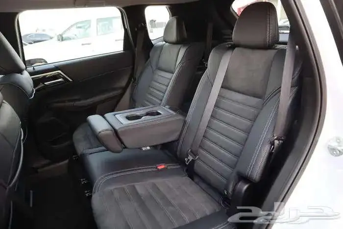 ميتسوبيشى اوتلاندر نص فل وفل كامل 2025 9