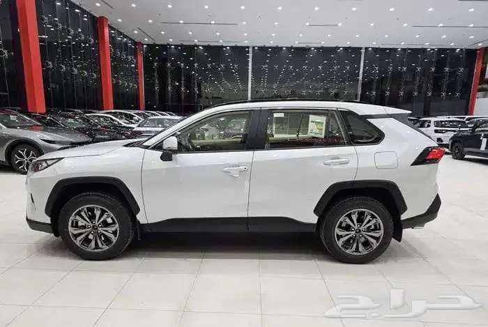 تويوتا راف فور موديل 2025 XLE بنظام الإيجار المنتهي بالتمليك 5