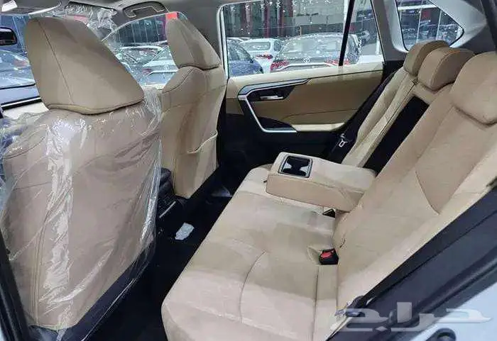 تويوتا راف فور موديل 2025 XLE بنظام الإيجار المنتهي بالتمليك 6