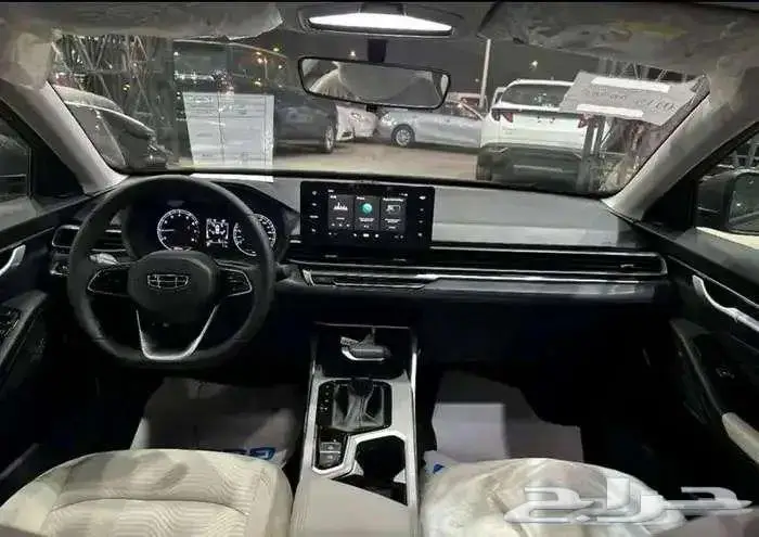 جيلي امجراند ستاندر 2025 نقدي وتأجير منتهي بالتمليك 4