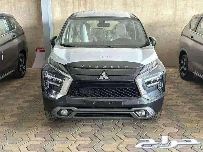 ميتسوبيشي اكسباندر هاي لاين 2025 بالنقد والتقسيط 0