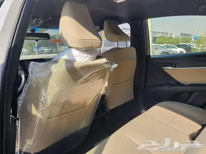 تويوتا كامري E ستاندر 2025 سعودي بنزين 10