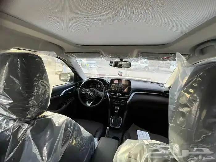 تويوتا اوربان كروزر 2025 فل كامل GLX 4