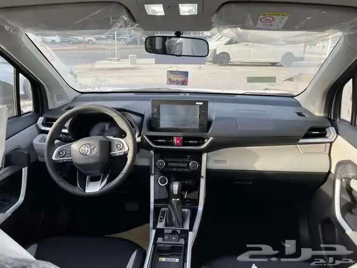 تويوتا فيلوز م2025 متوفر جميع الالوان 5