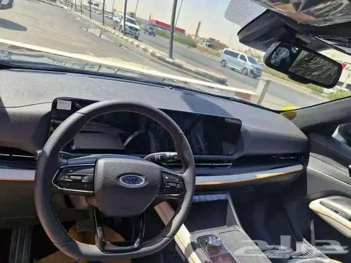 فورد تيرتيوري بلاك اديشن 2025 10