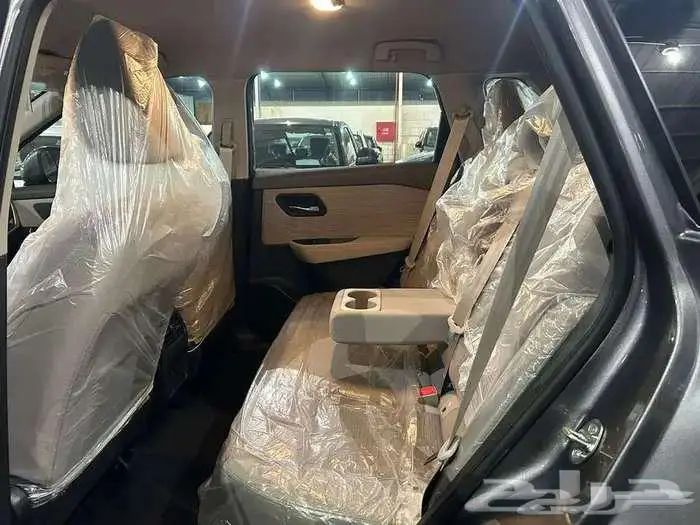 نيسان اكستريل 7 مقاعد ستاندر دبل و بدون دبل 2025 6