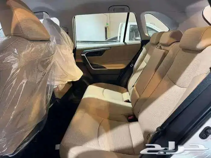 تويوتا راف فوردبل و بدون دبل بنزين 2025 سعودي اقل سعر 7