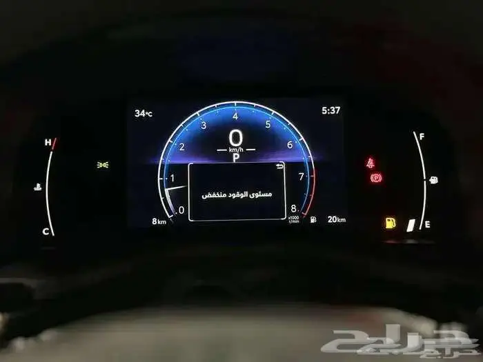 تويوتا- كامري- LE- بنزين -2025-بطاقه-سعودى 4