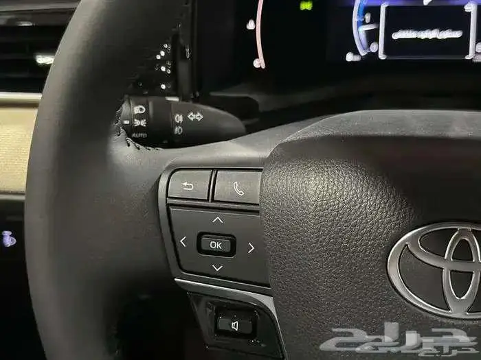 تويوتا- كامري- LE- بنزين -2025-بطاقه-سعودى 12