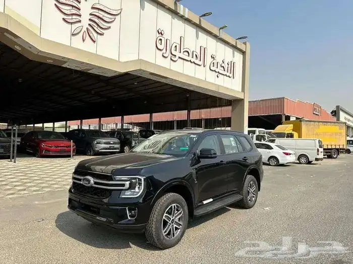 فورد ايفريست XLS موديل 2025 دفع باعي كاش اقساط 0