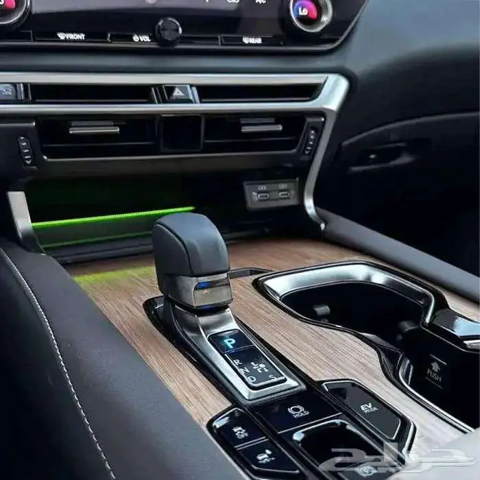 لكزس RX350-BBموديل 2025 13