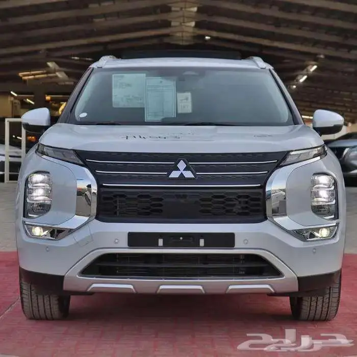 ميتسوبيشى اوتلاندر نص فل وفل كامل 2025 3