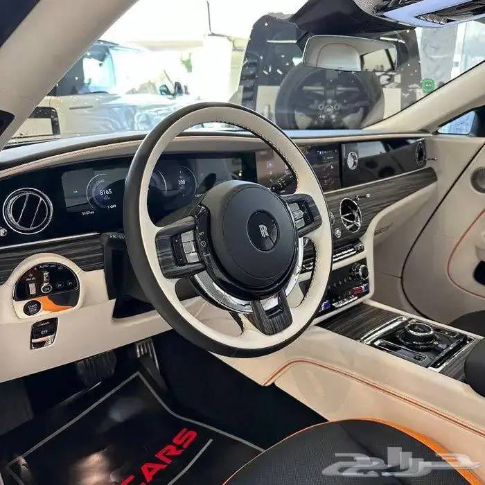 رولز رويس سبيكتر 2024 3