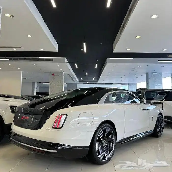 رولز رويس سبيكتر 2024 2