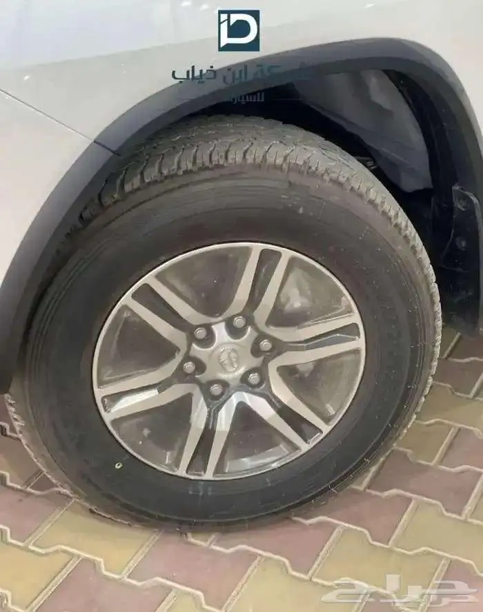 فورتشنر VX1 بنزين 6 سلندر 2025 4